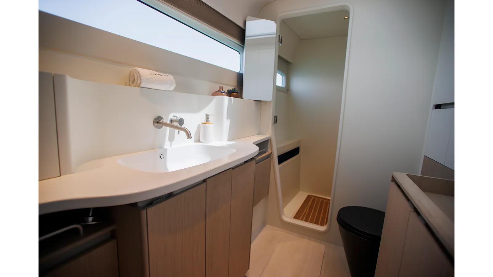 the best price on GUNBOAT 80 - GUNBOAT