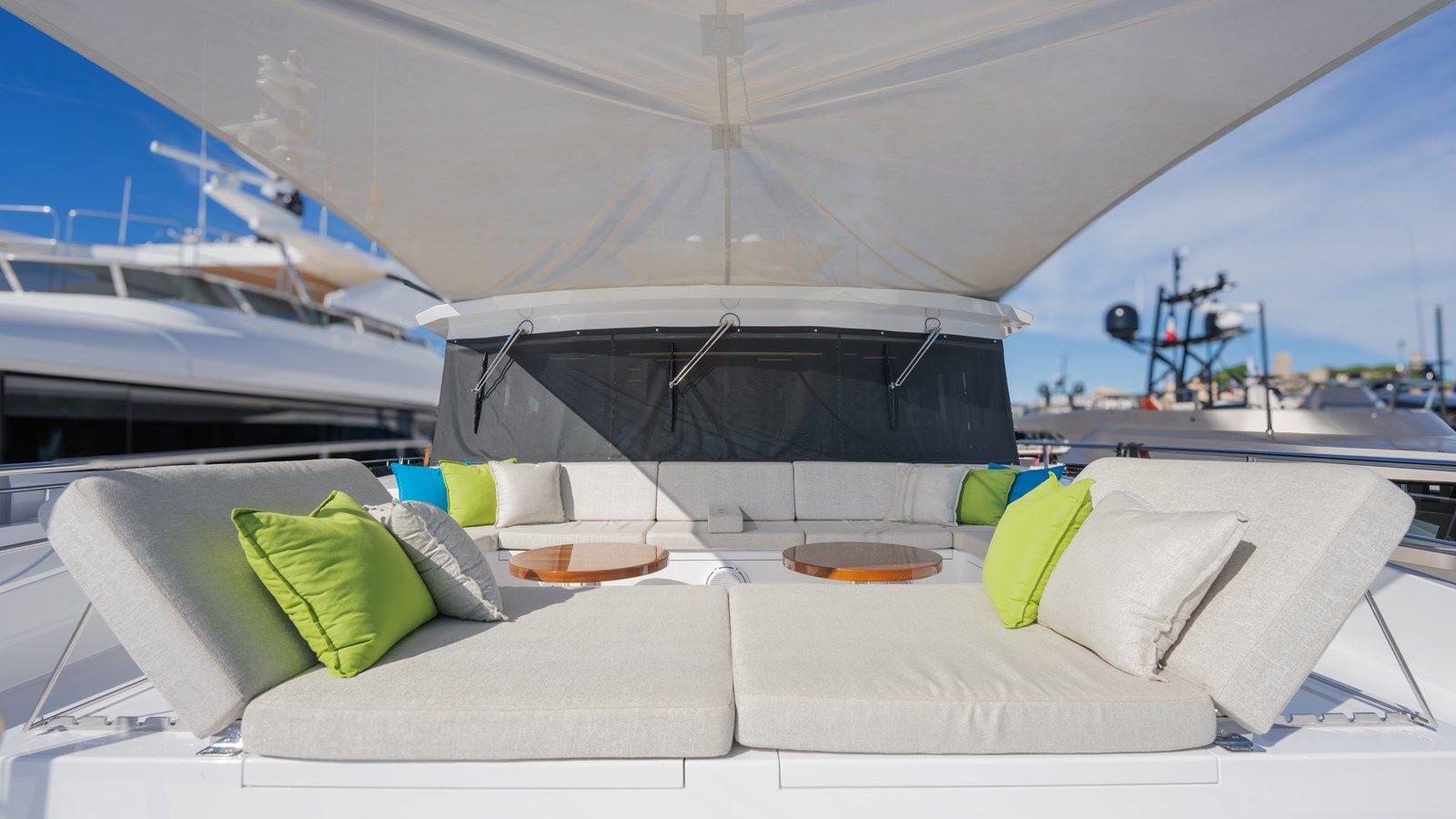 the best price on ROMEO FOXTROT II - Hargrave