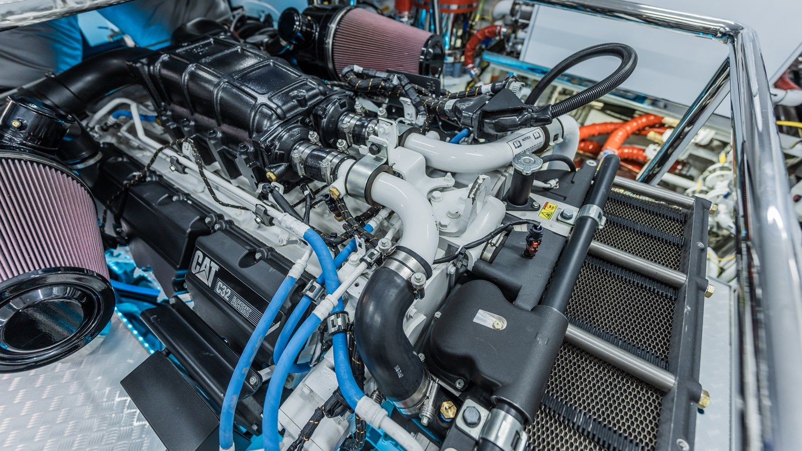 ROMEO FOXTROT II TRI-DECK