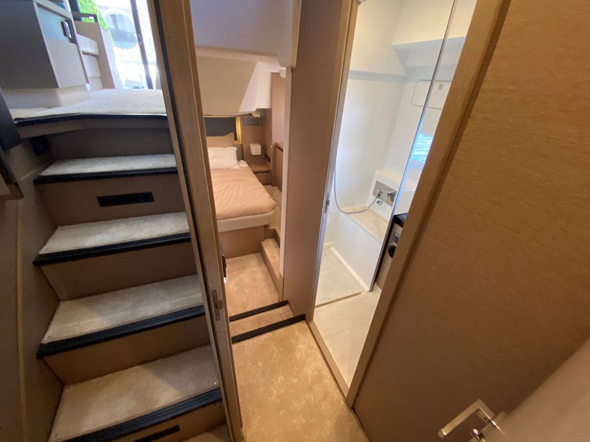 LUCKY ONE yacht sale