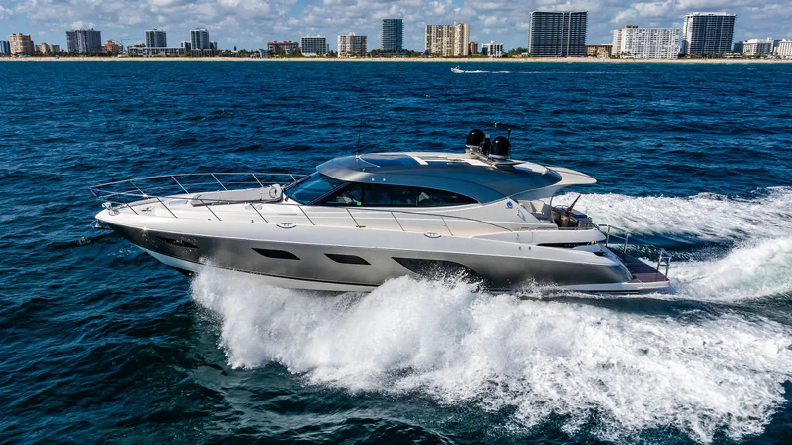 the best price on EL MAR V 2022