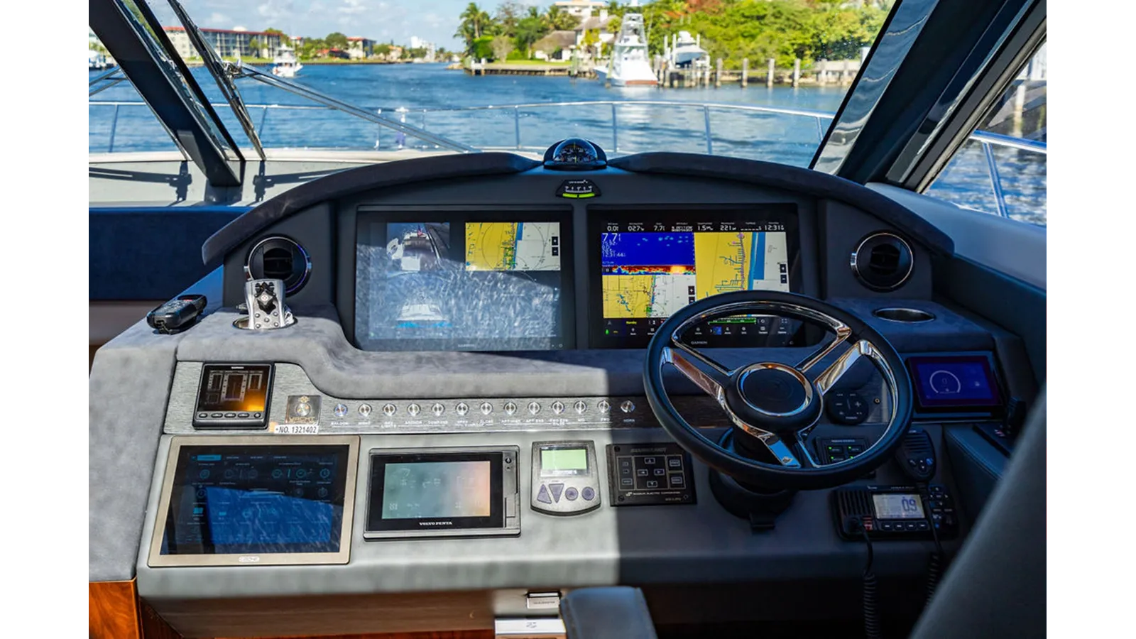 Buy a yacht EL MAR V - Riviera