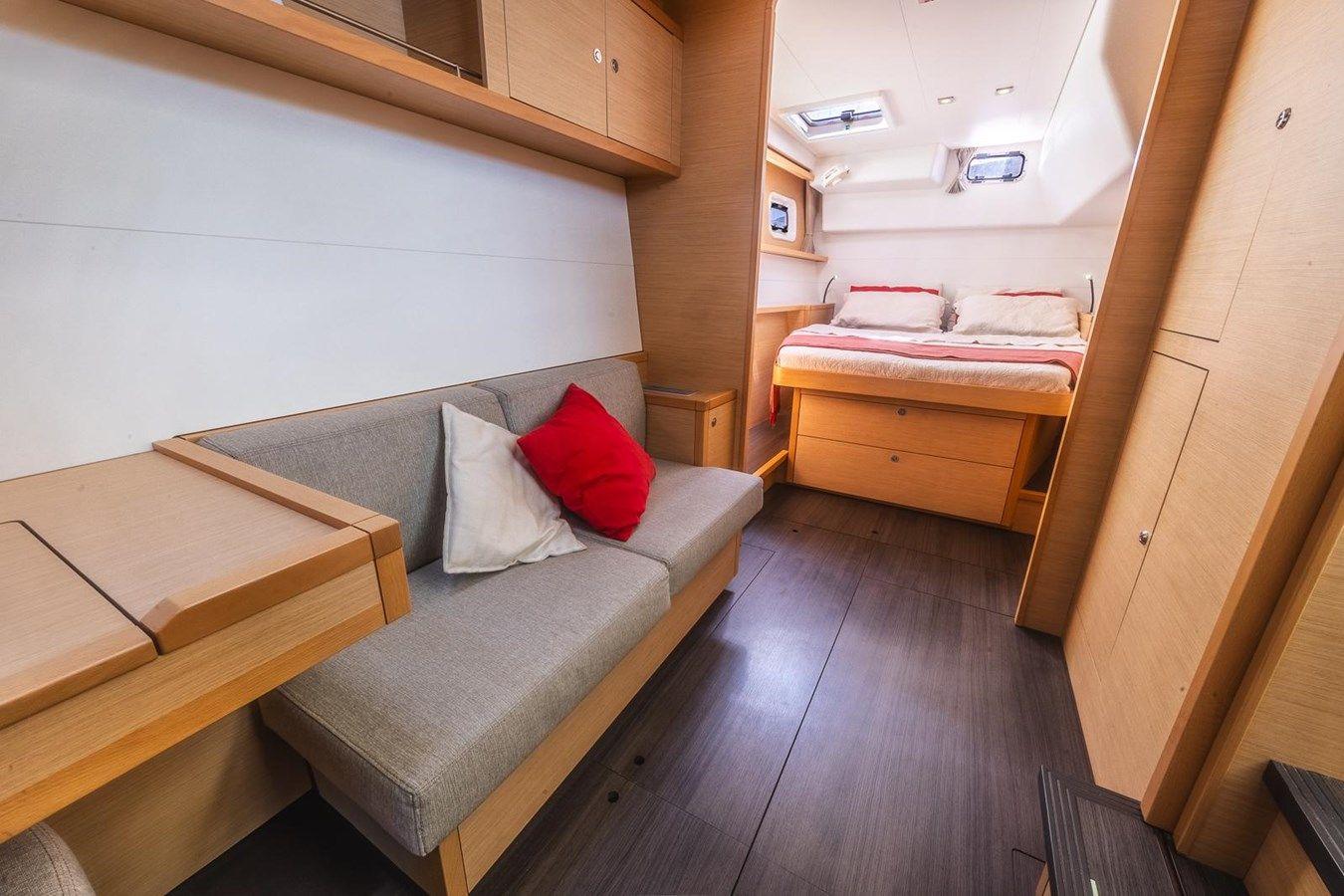 Buy a yacht Migaloo II Astréa 42 Maestro