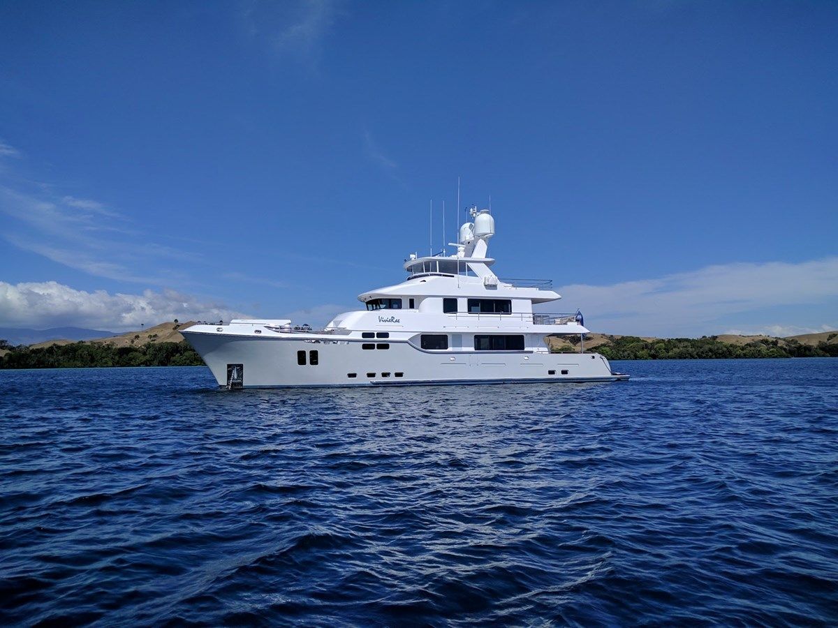 Купить яхту VIVIERAE II в Shestakov Yacht Sales