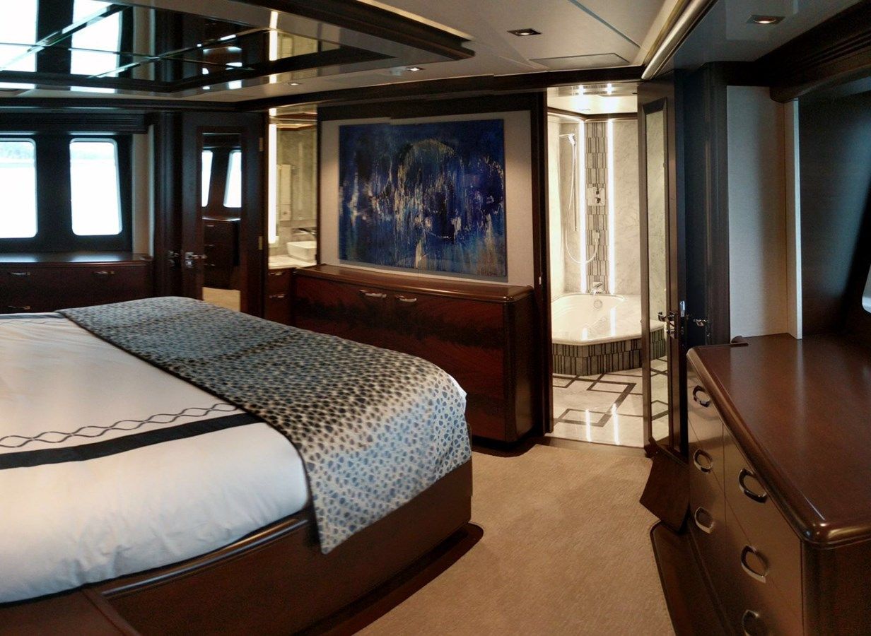 Купить яхту VIVIERAE II в Shestakov Yacht Sales