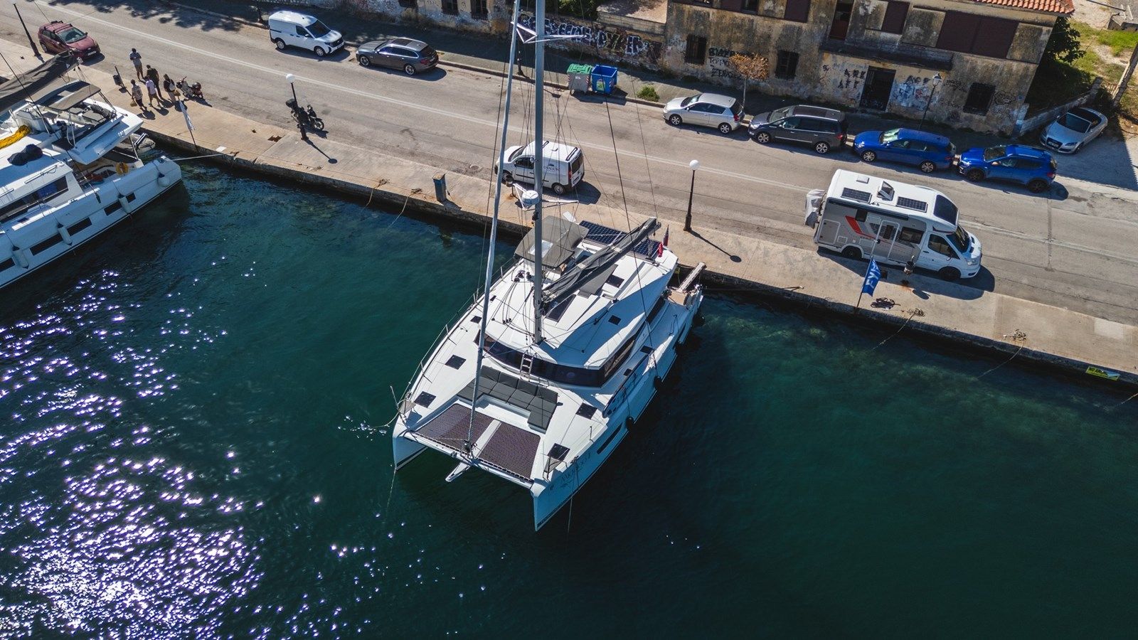 Buy a yacht Migaloo II Astréa 42 Maestro