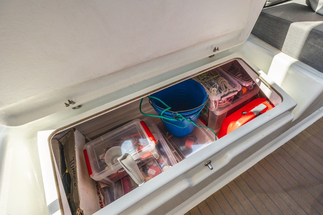 the best price on Migaloo II Astréa 42 Maestro