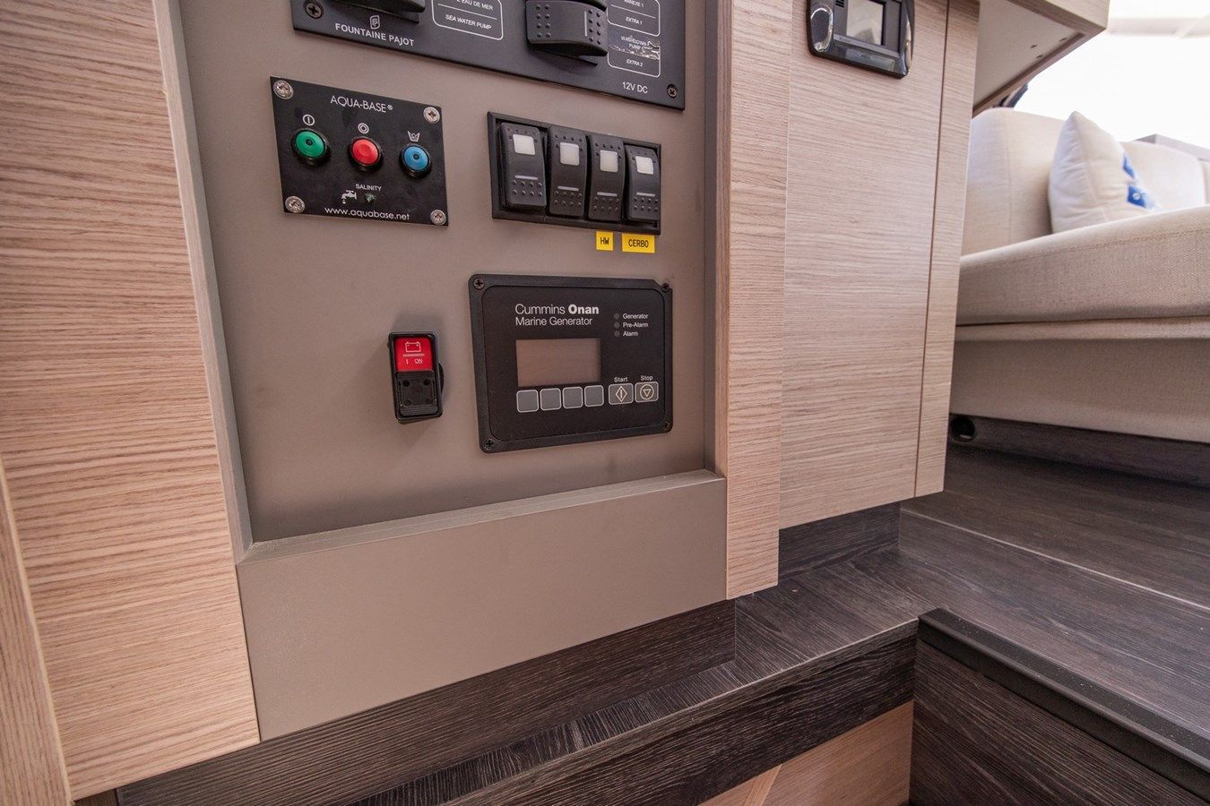 Buy a yacht Migaloo II Astréa 42 Maestro