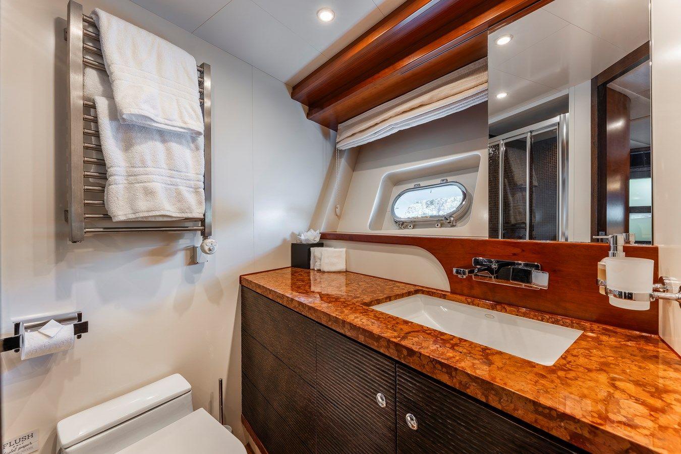 LITTLE PERLE - Moonen price