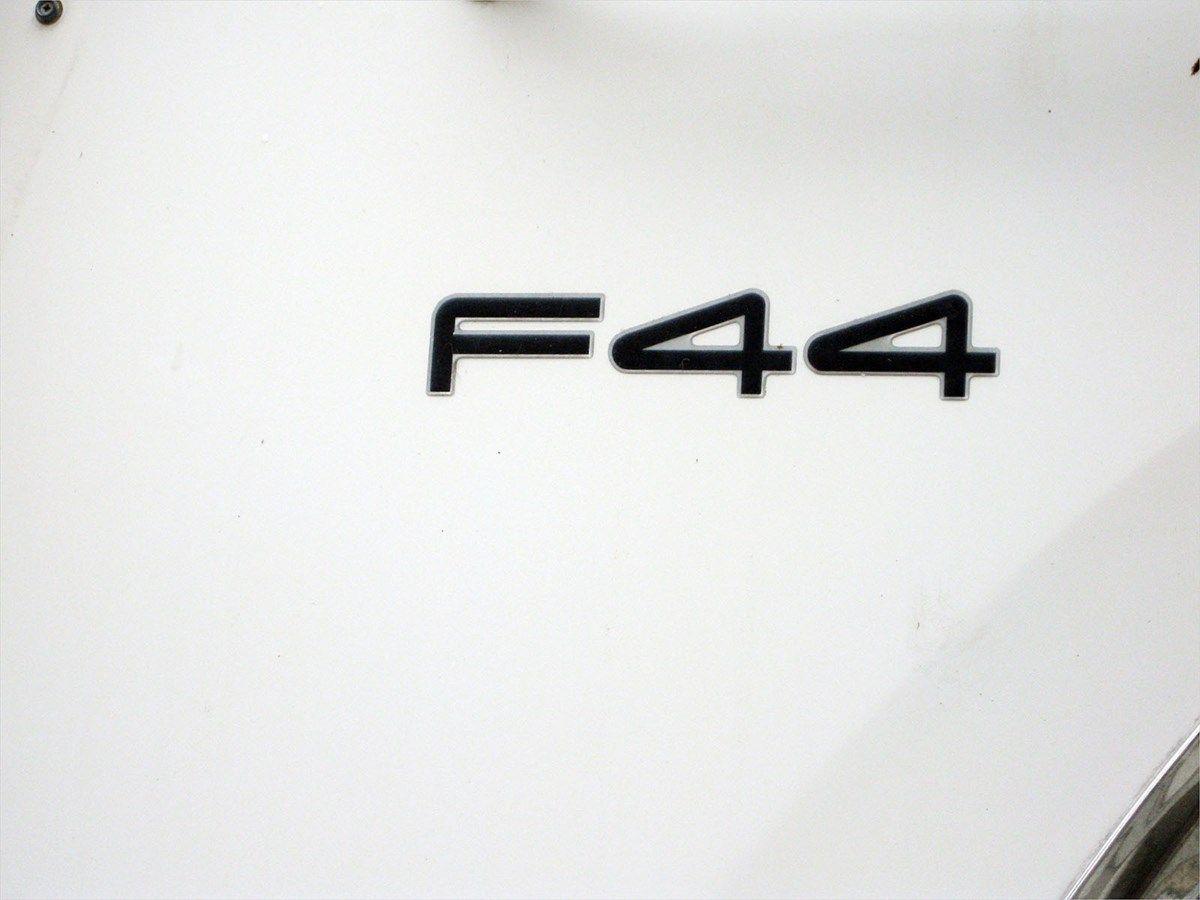 Buy a 44' Sealine 2001 F44 at Shestakov Yacht Sales