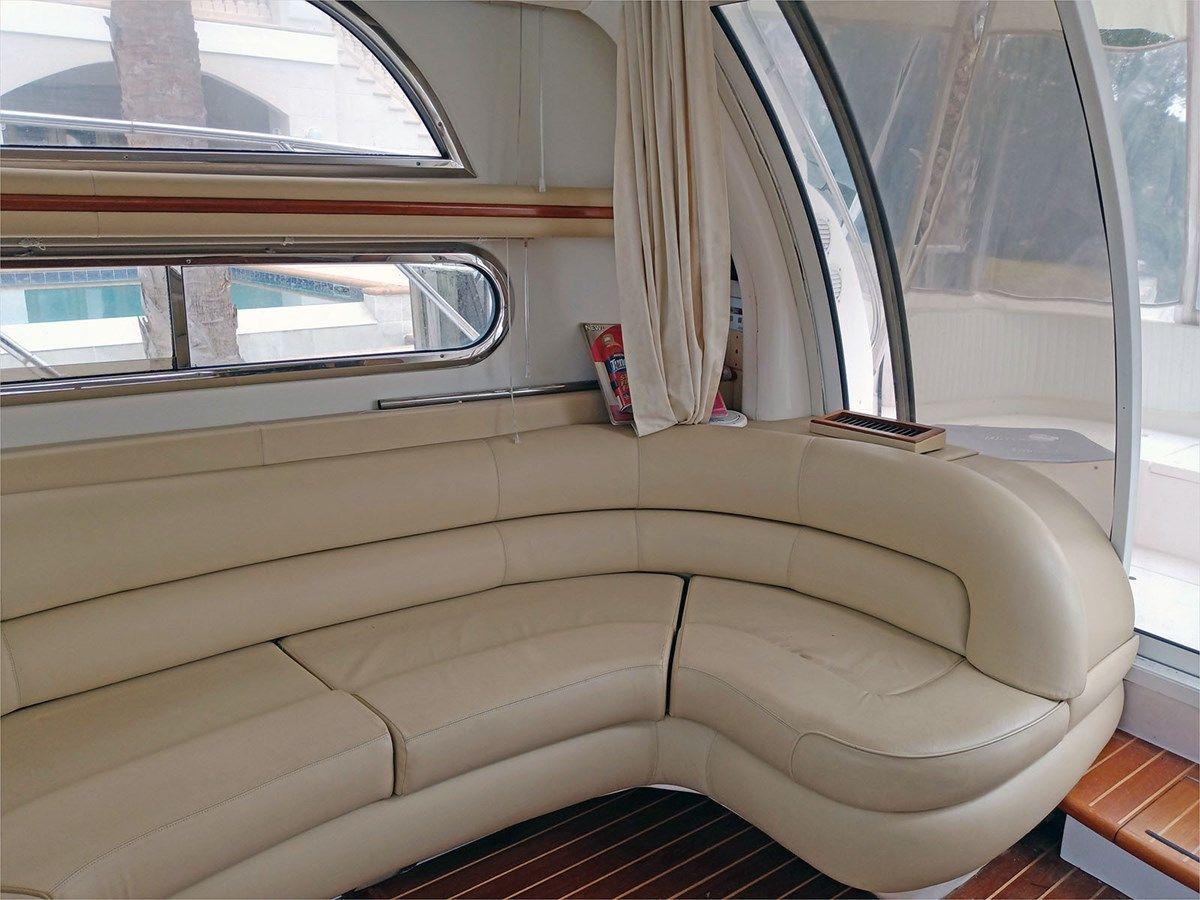 44' Sealine 2001 F44 2001 yacht sale