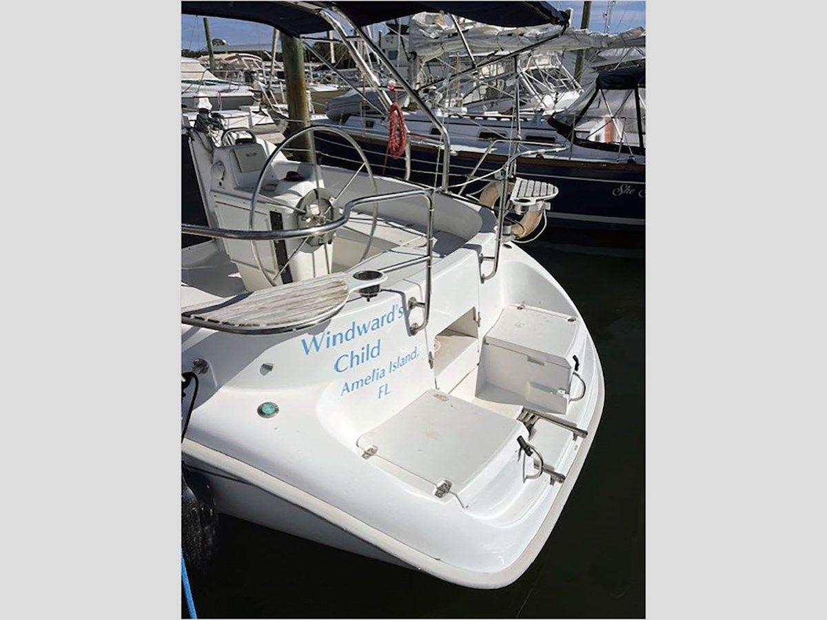 Buy a yacht 34' Hunter 2000 340 - HUNTER