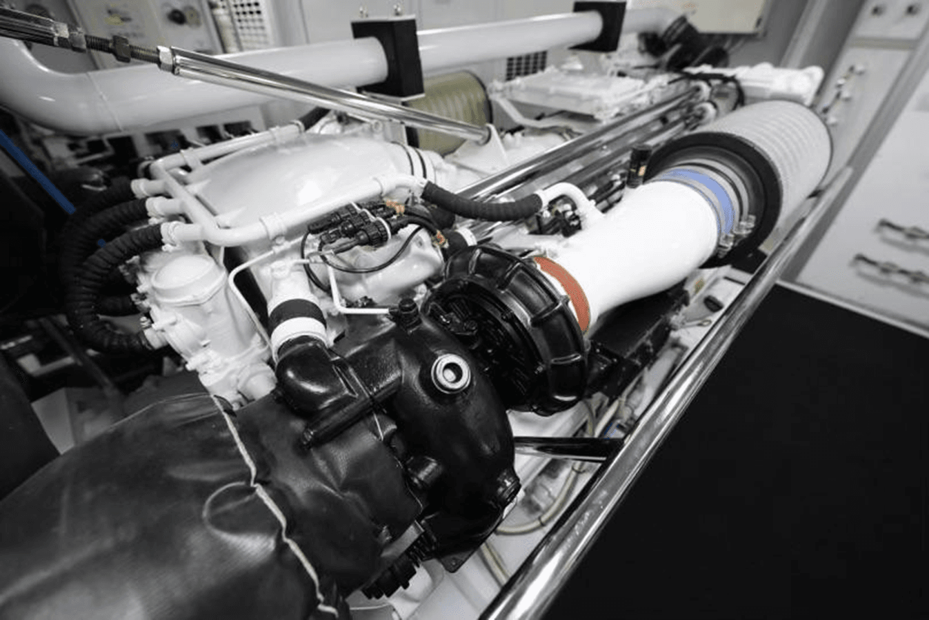 Seahawk Motoryacht price