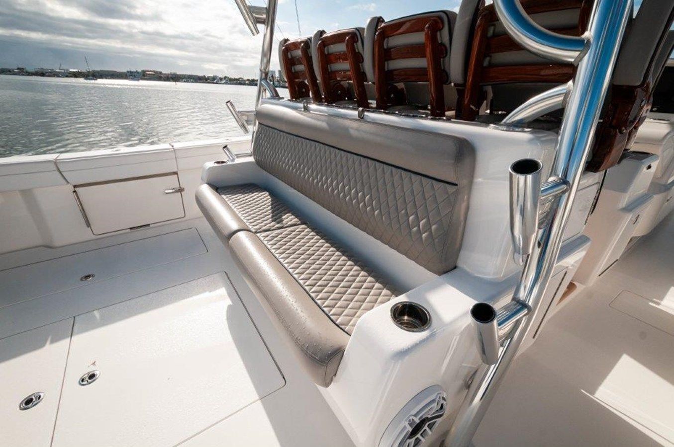 UKARA - VALHALLA BOATWORKS