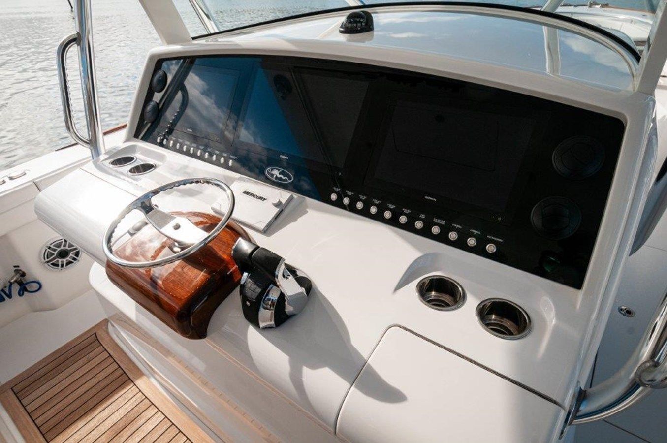 Buy a UKARA 46 at Shestakov Yacht Sales