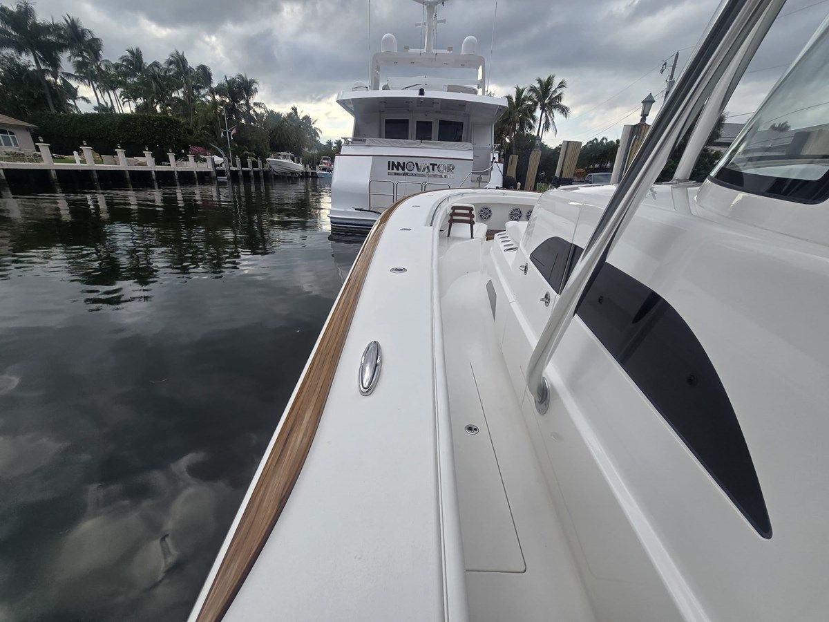Buy a UKARA - VALHALLA BOATWORKS at Shestakov Yacht Sales