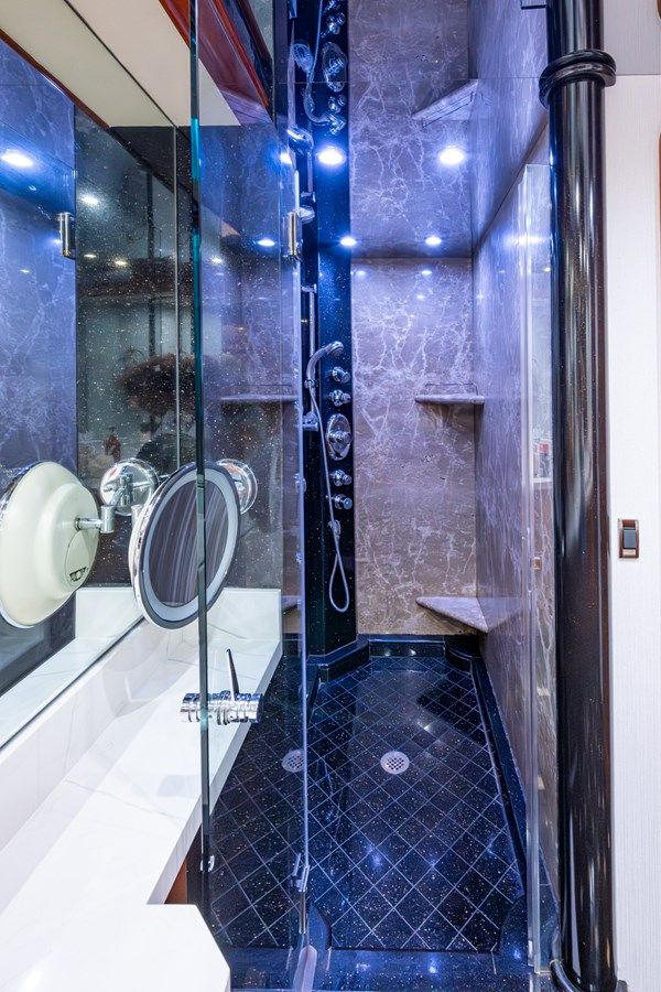 Buy a Lila Cuy 112 at Shestakov Yacht Sales