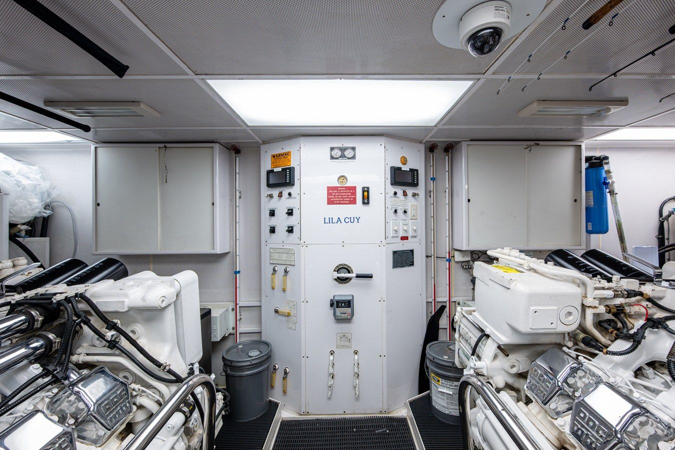 the best price on Lila Cuy 2006