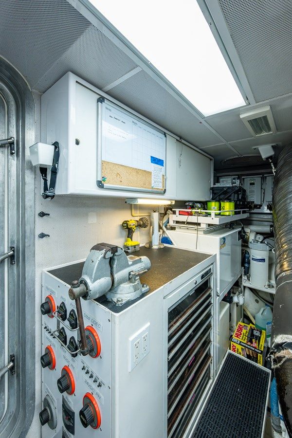 Buy a Lila Cuy at Shestakov Yacht Sales