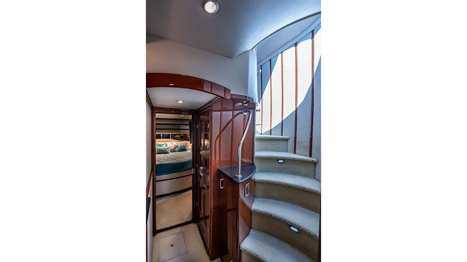 Стоимость яхты OHANA 59