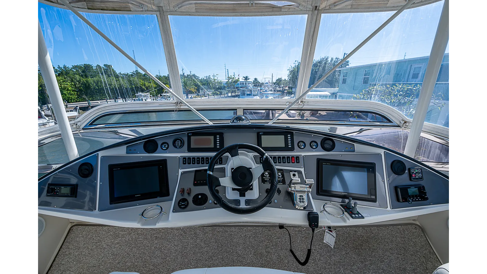 Лучшая цена на OHANA - Marquis