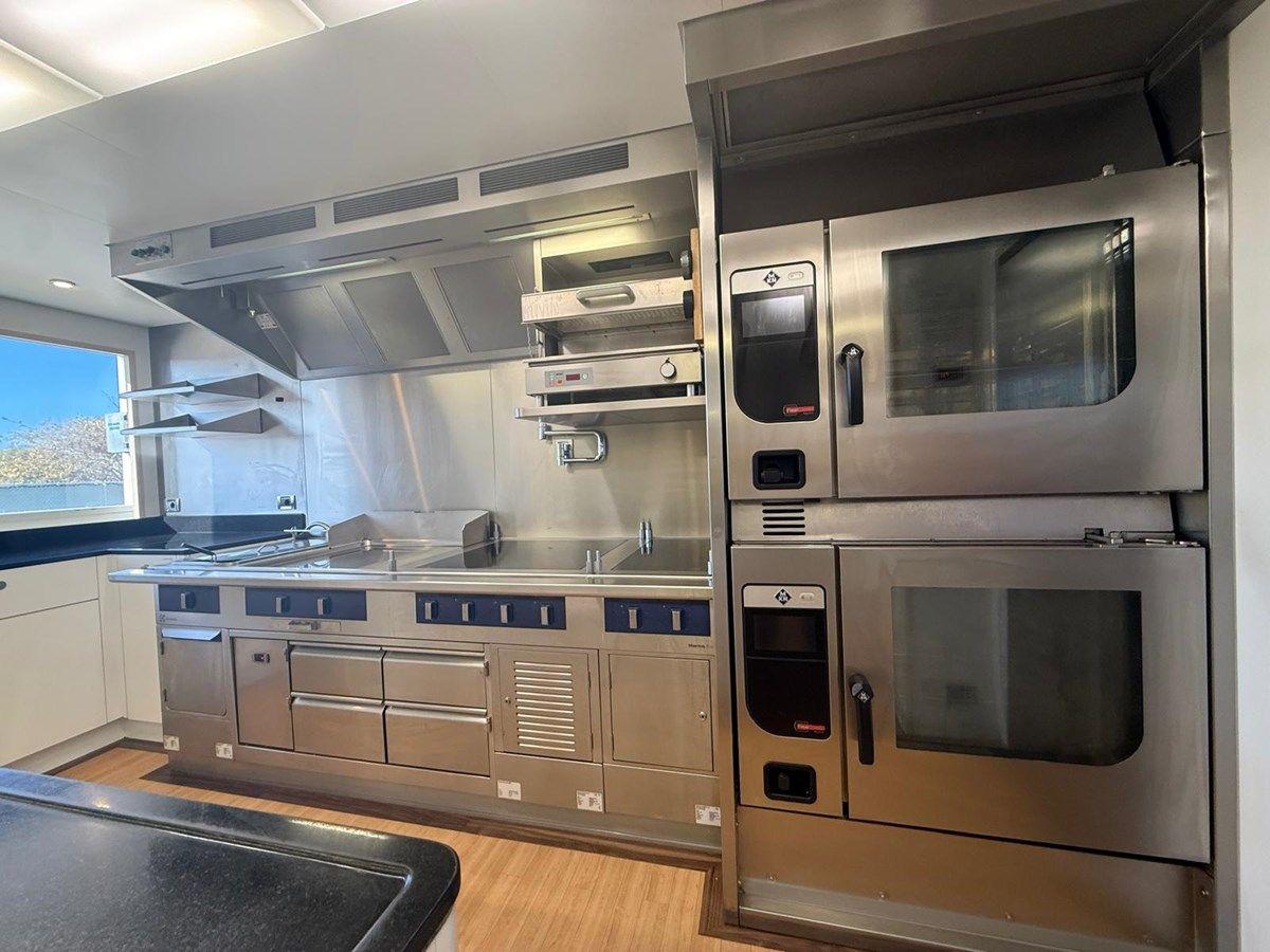 best yacht sales deals ROCK.IT - FeadShip