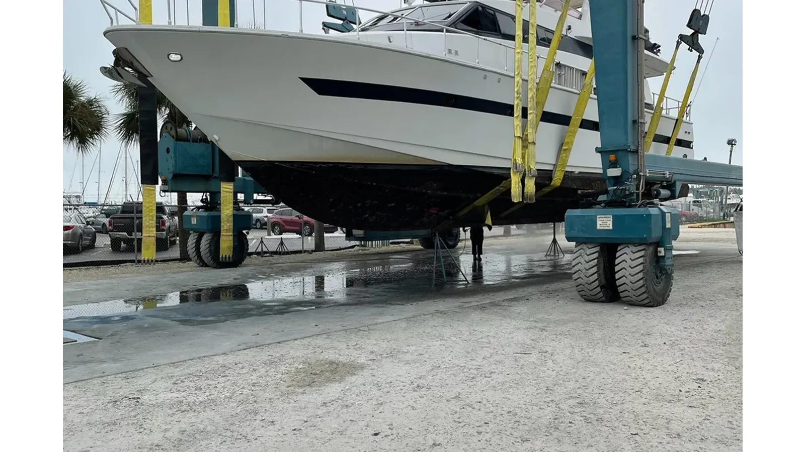 Buy a yacht 1990 Versilcraft 70 Motor Yacht Challenger 1990