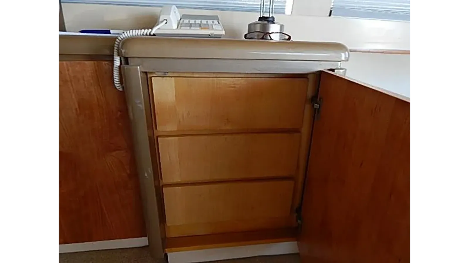 1990 Versilcraft 70 Motor Yacht Challenger