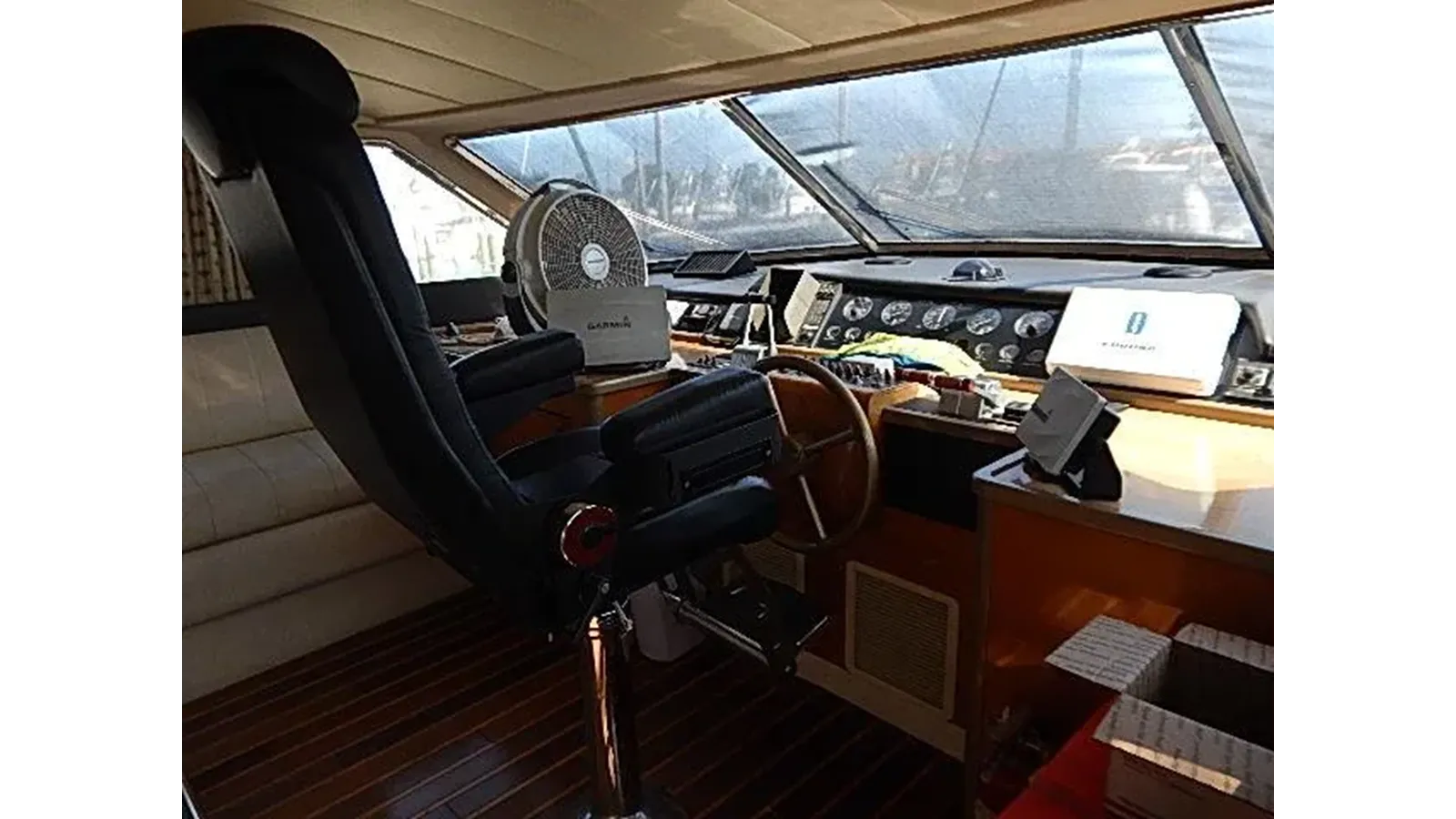 Buy a 1990 Versilcraft 70 Motor Yacht Challenger 70 Motor Yacht Challenger at Shestakov Yacht Sales