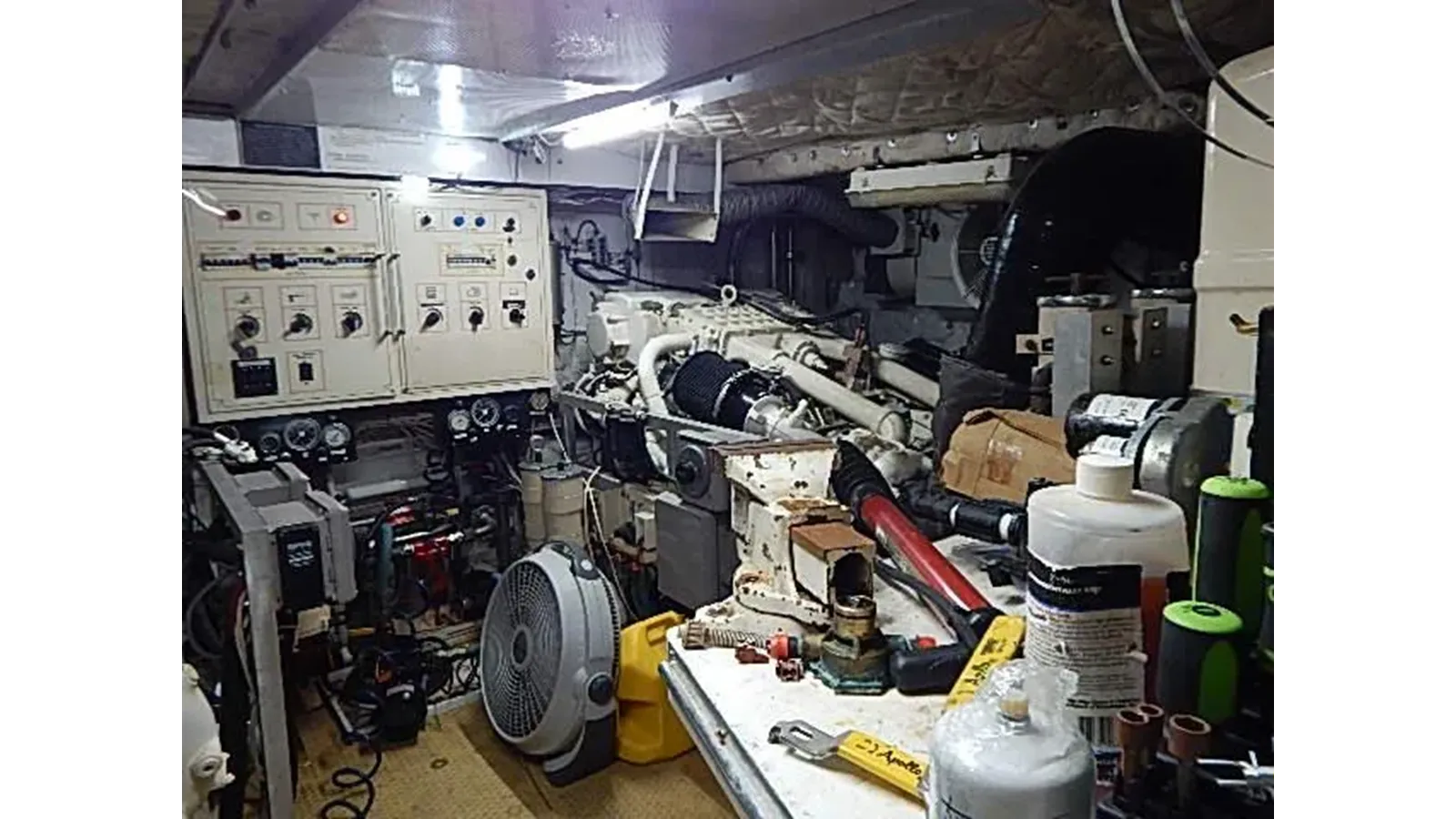 the best price on 1990 Versilcraft 70 Motor Yacht Challenger 70 Motor Yacht Challenger