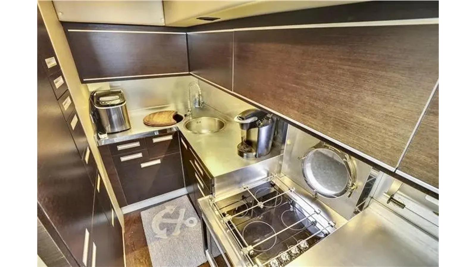 Лучшая цена на 2007 Azimut 68S 2007