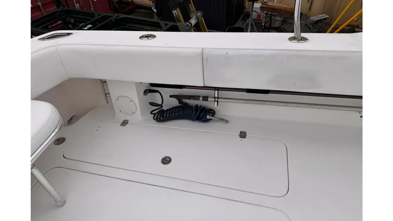 the best price on 2010 Typhoon 33 33