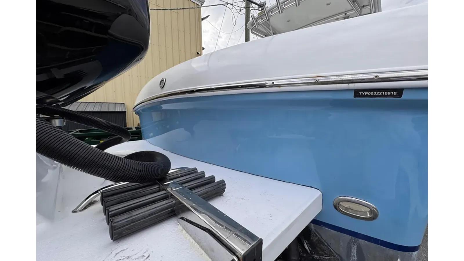 Buy a yacht 2010 Typhoon 33