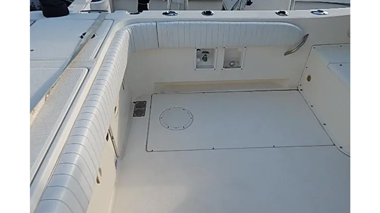 Buy a yacht 2003 World Cat 270 EC 270 EC