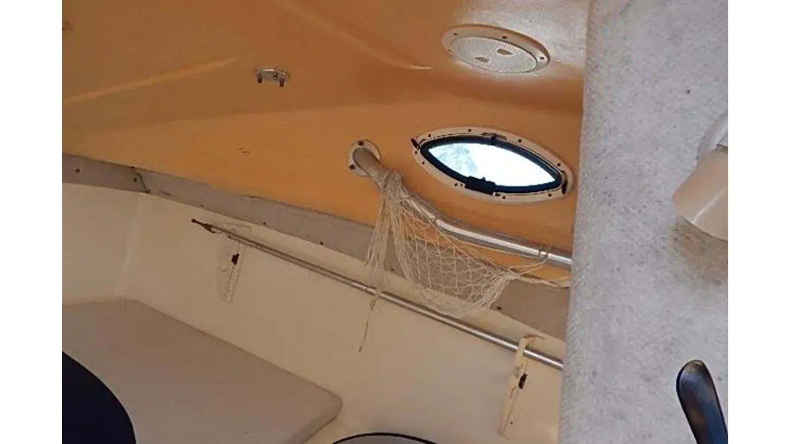 best yacht sales deals 2003 World Cat 270 EC 270 EC