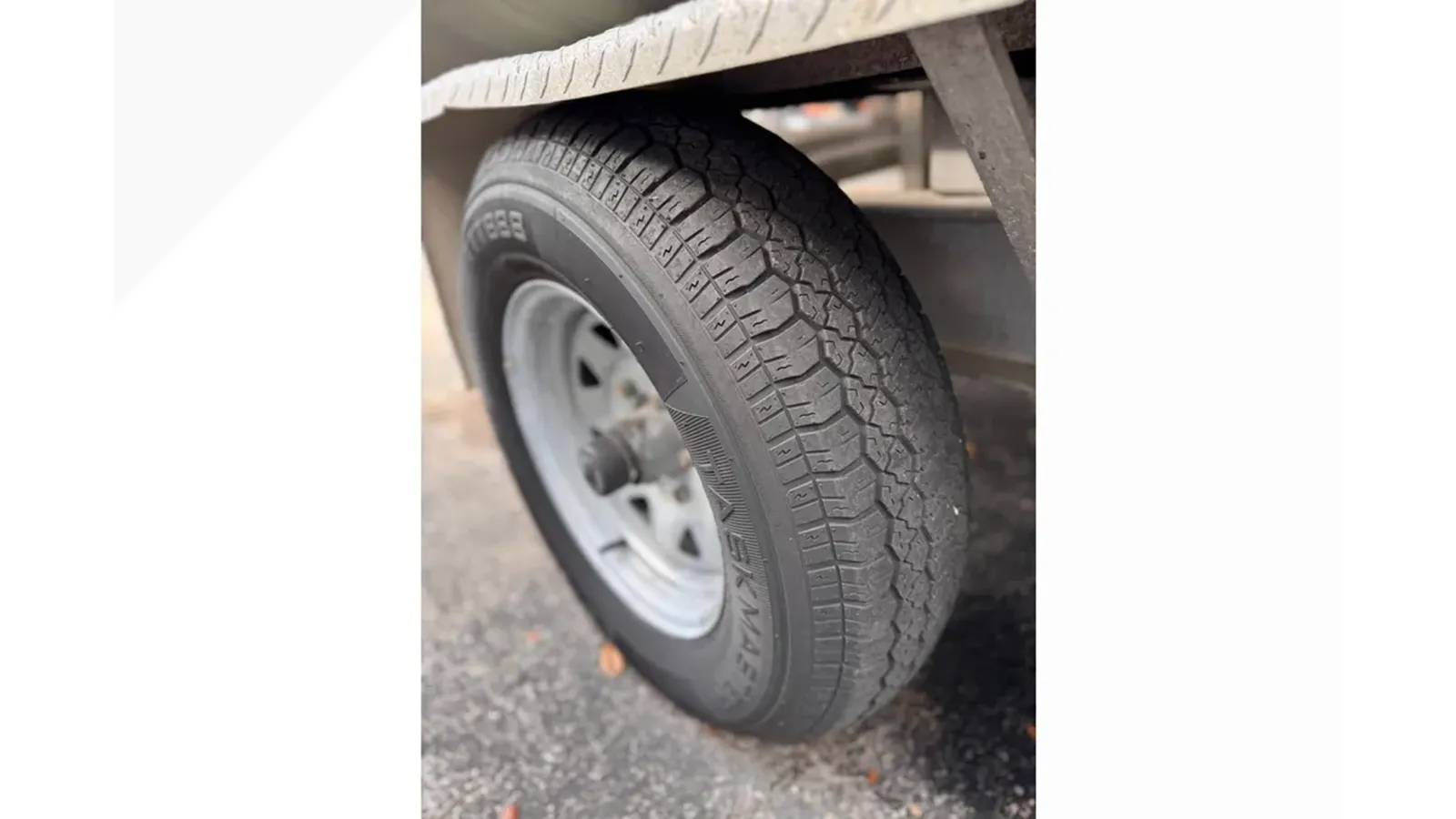 the best price on 2003 World Cat 270 EC - WORLD CAT