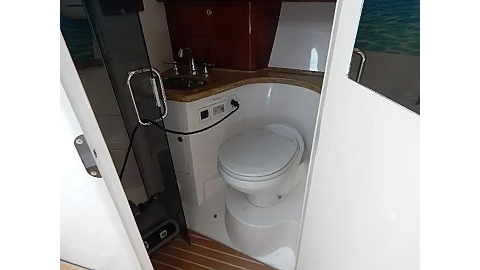 2009 Intrepid 430 Sport Yacht price