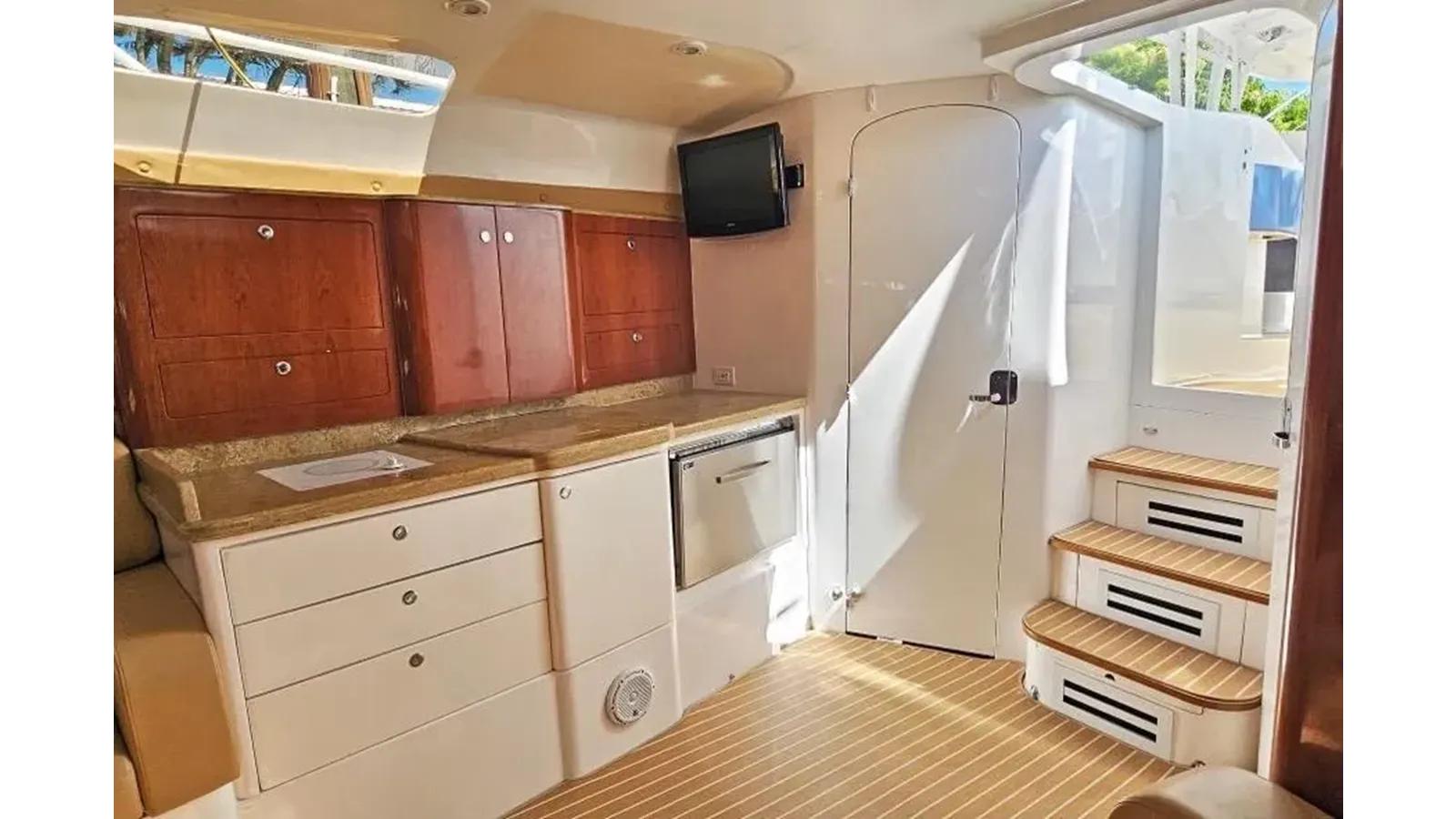 2009 Intrepid 430 Sport Yacht 430 Sport Yacht yacht sale