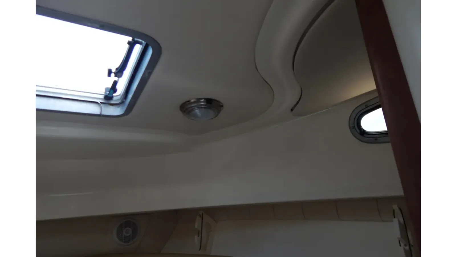 the best price on 2005 Boston Whaler 305 Conquest