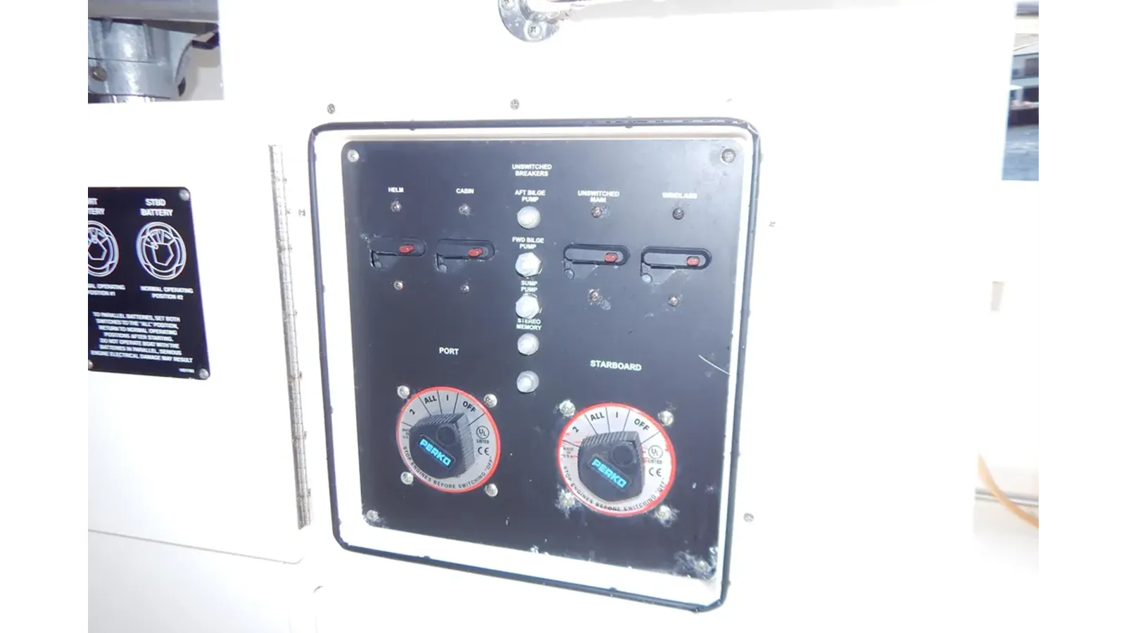 2005 Boston Whaler 305 Conquest - Boston Whaler price