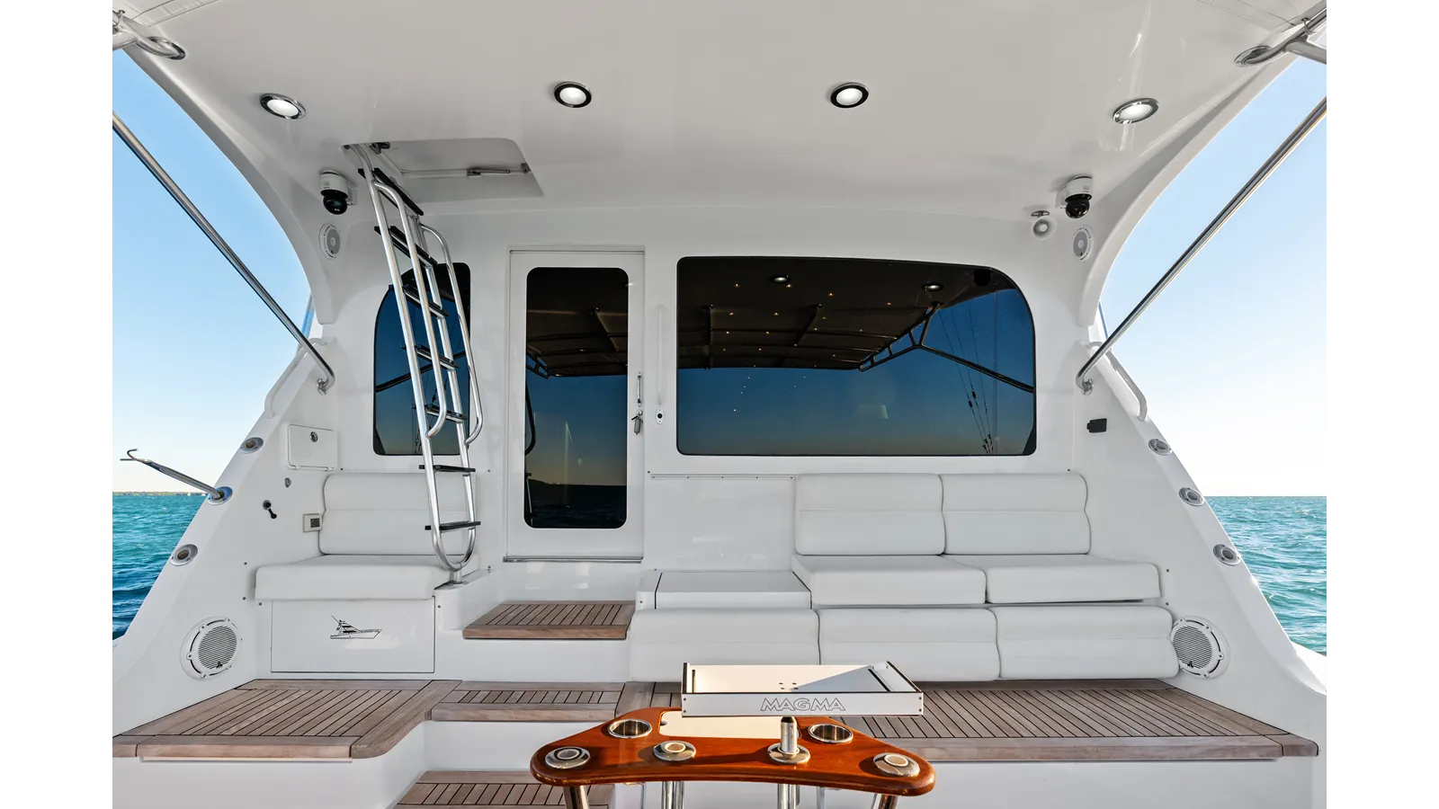 Продажа яхты FIRTH'S CHASM - Hatteras