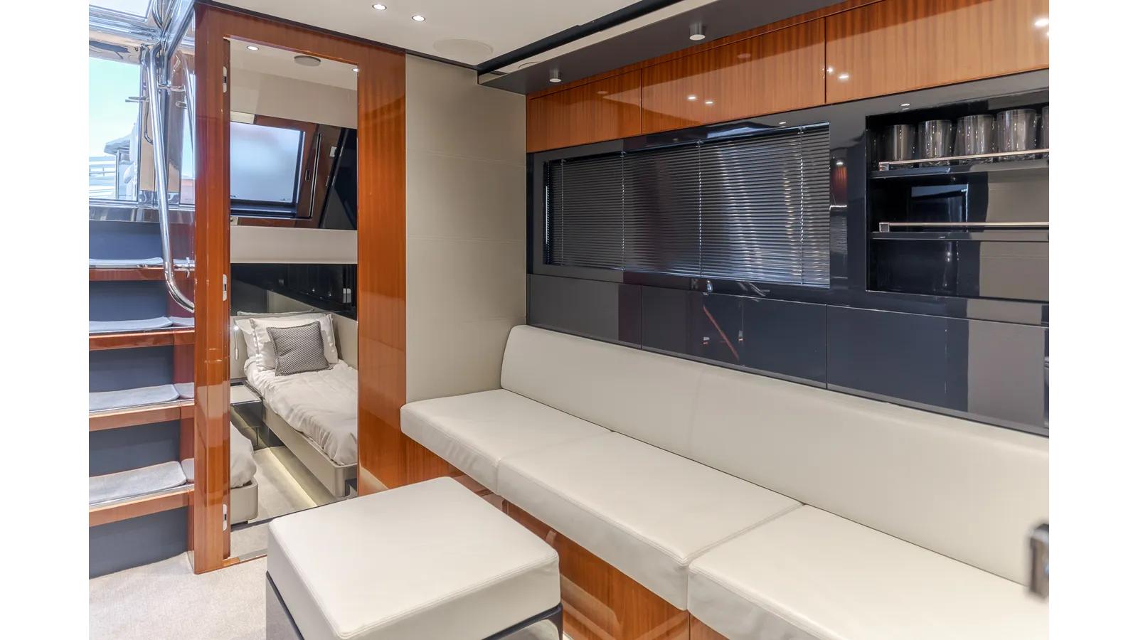 Buy a Commodore One - RIVA YACHT at Shestakov Yacht Sales