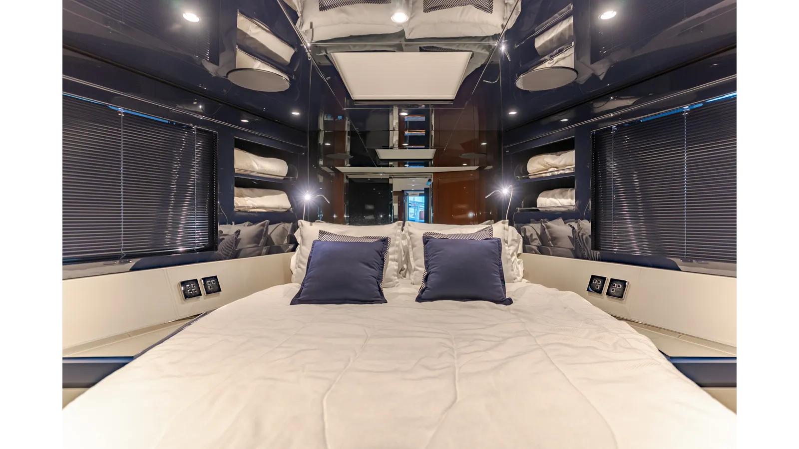 Commodore One 48 yacht sale