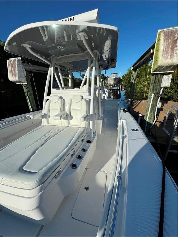 best yacht sales deals - - INVINCIBLE