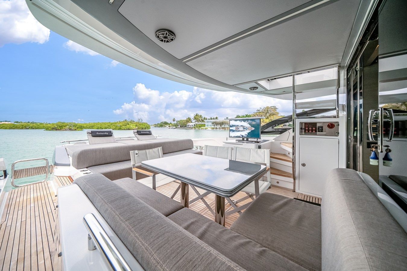 Продажа яхты Partnership IV