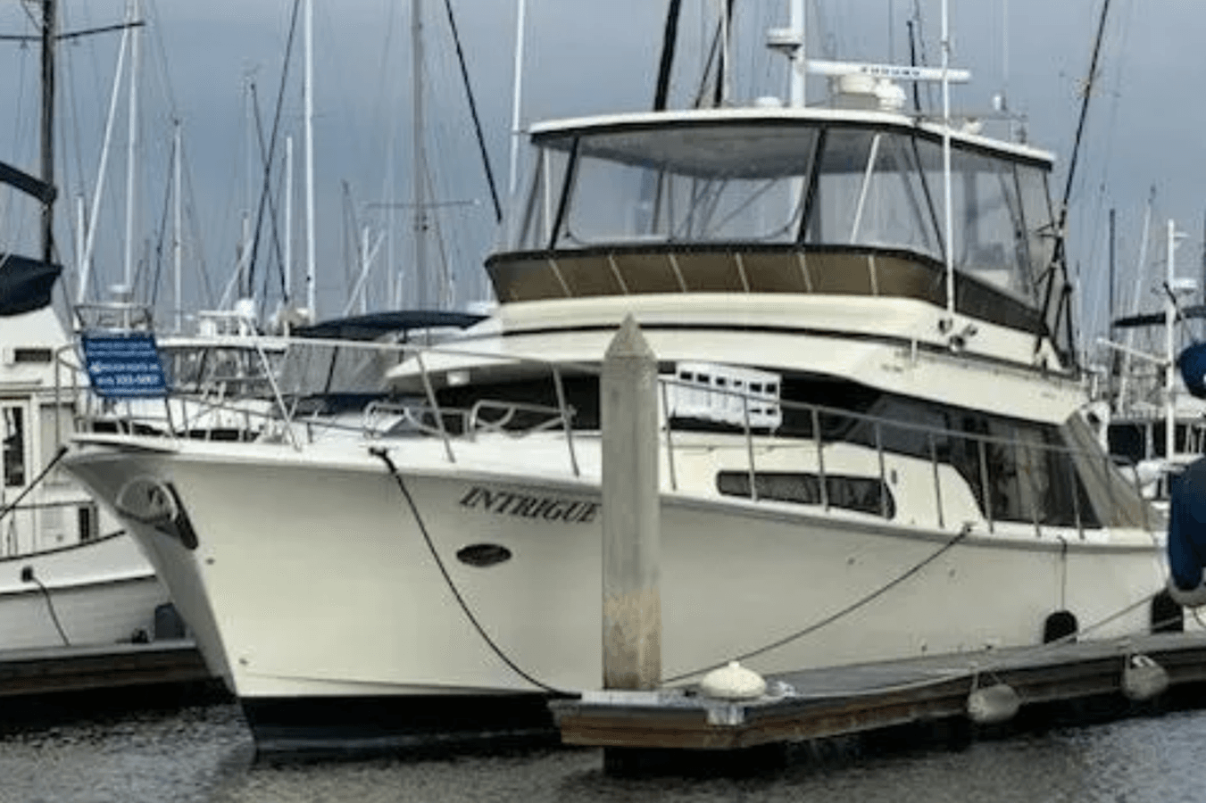 Купить яхту 1999 Mikelson 50 Sportfisher 50 в Shestakov Yacht Sales
