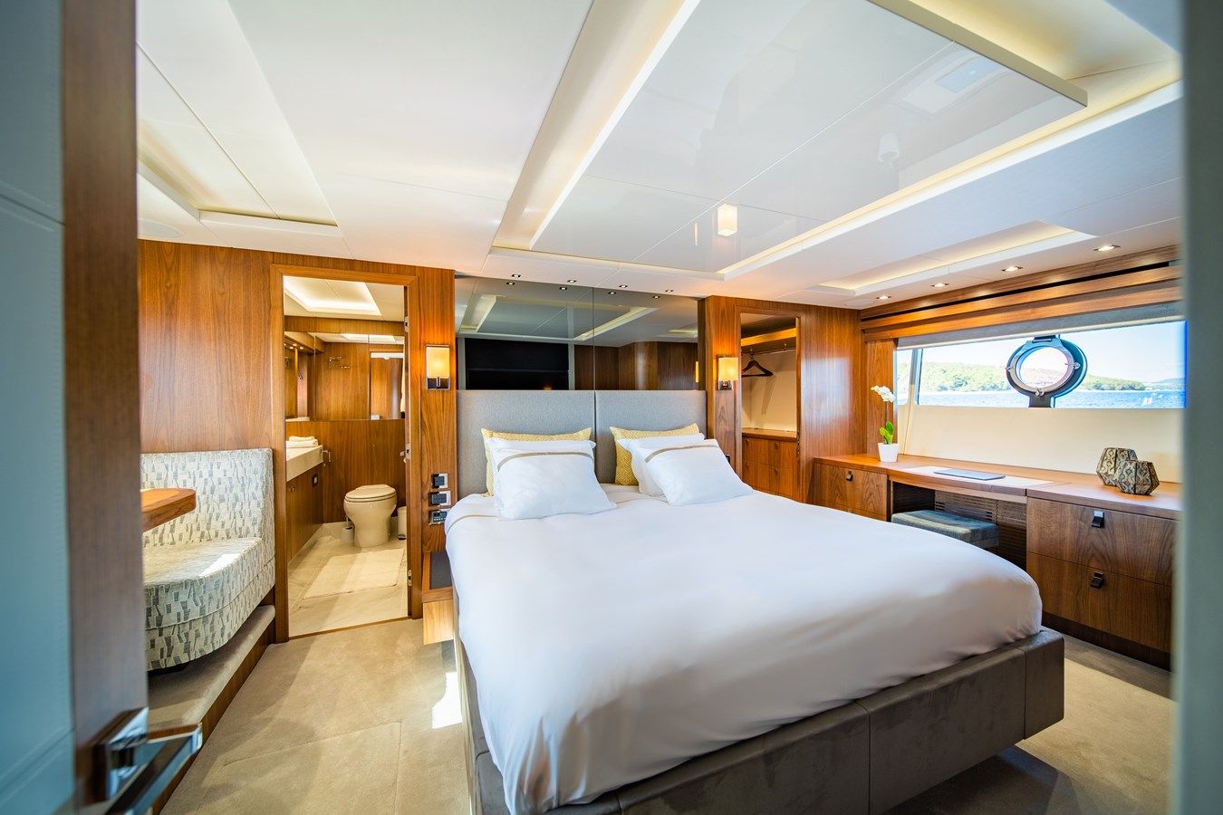 Стоимость яхты Black Mamba