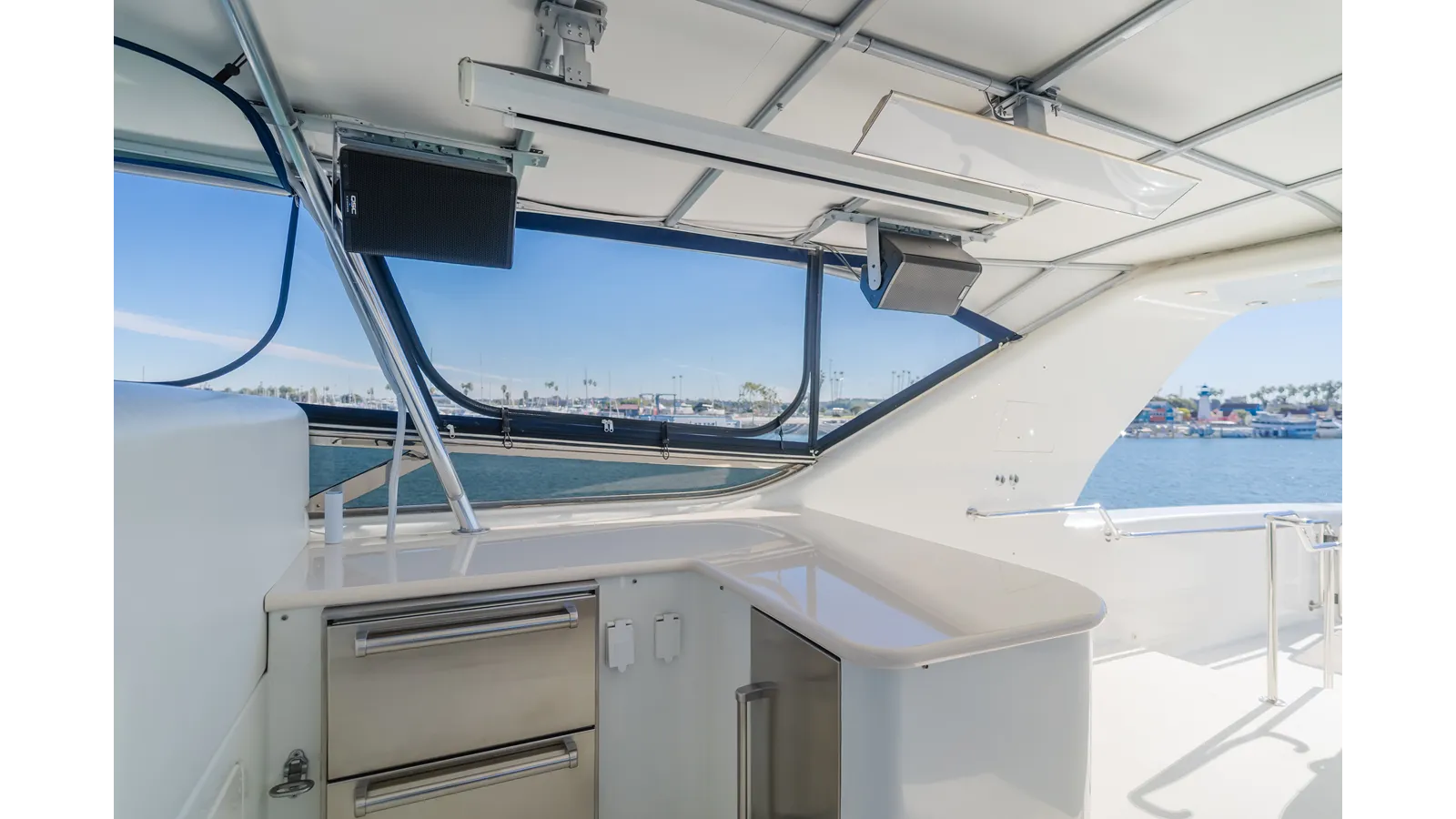 the best price on Active Octo 104 Raised Pilothouse