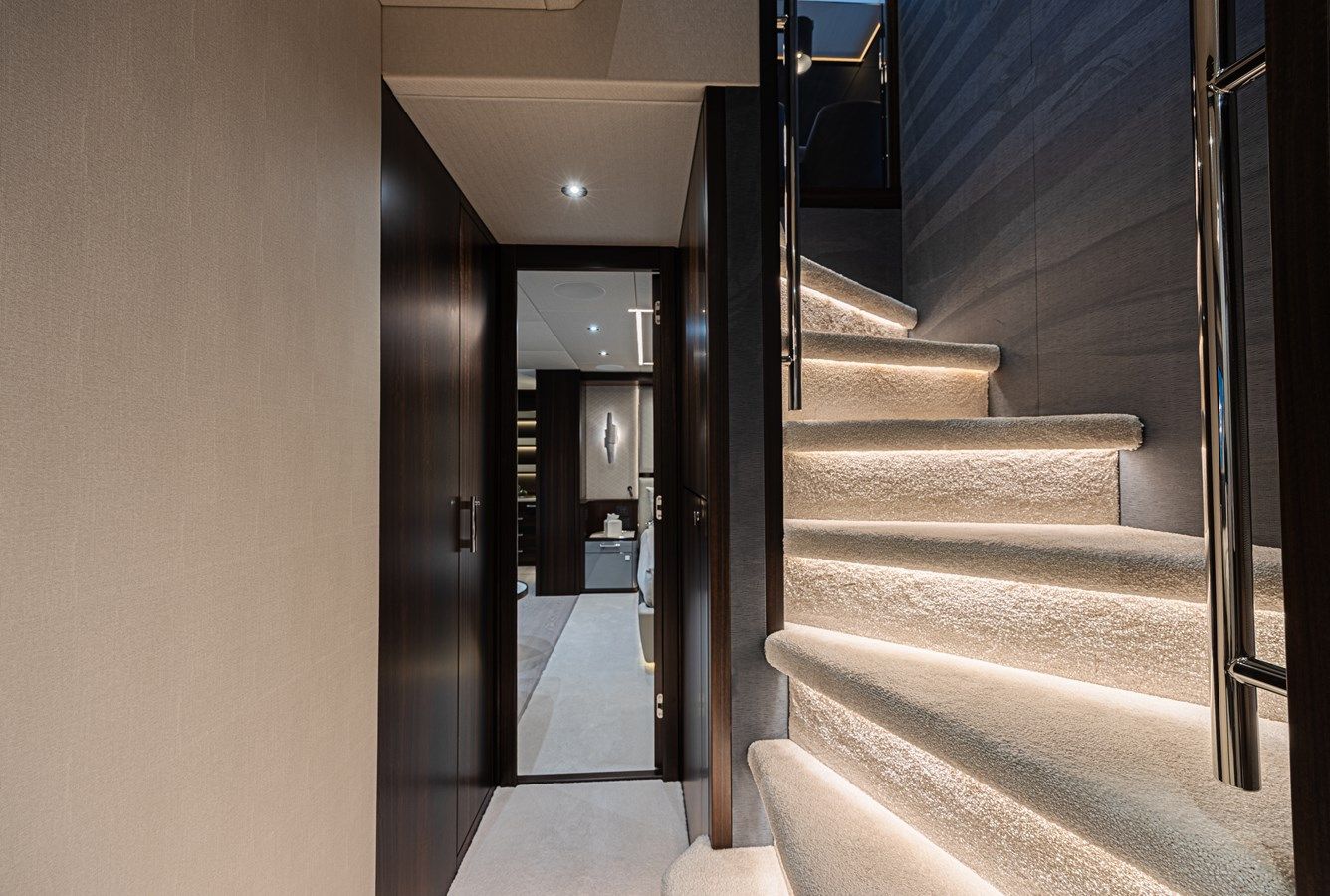 HIDEOUT - Sunseeker yacht sale