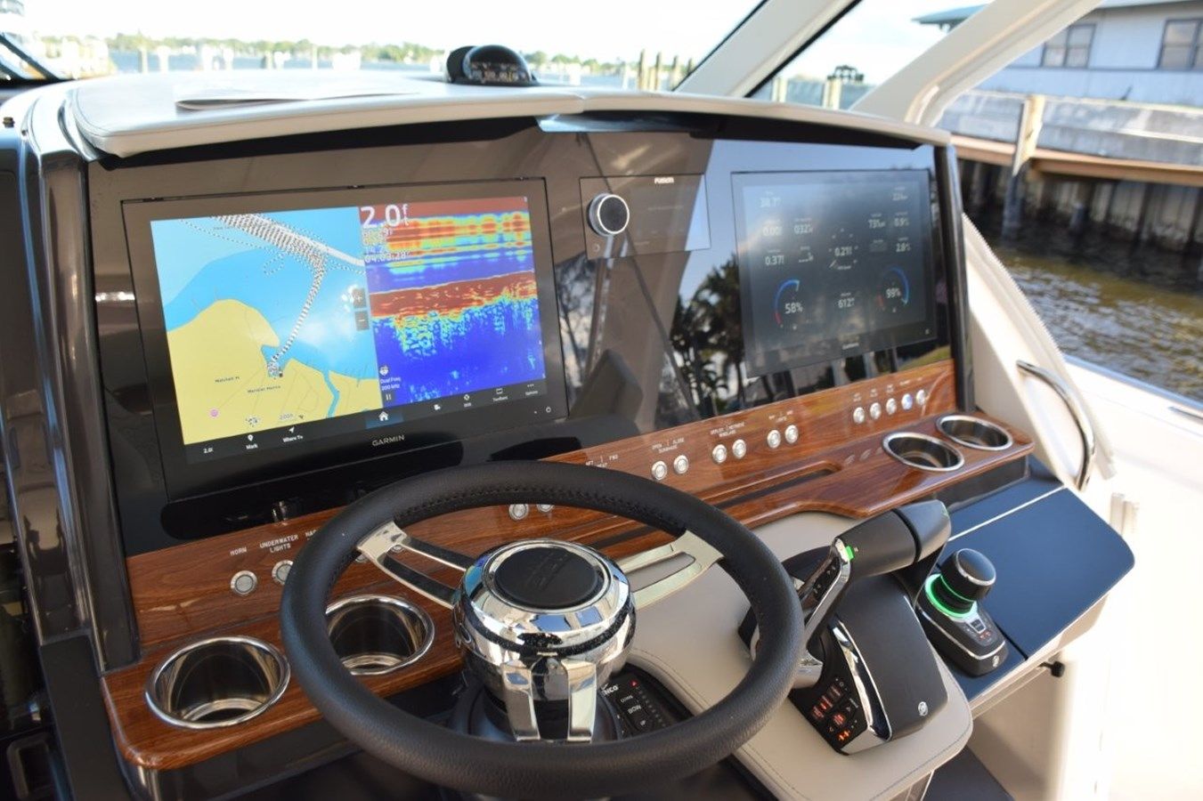 DIAMOND PEARL - Tiara price